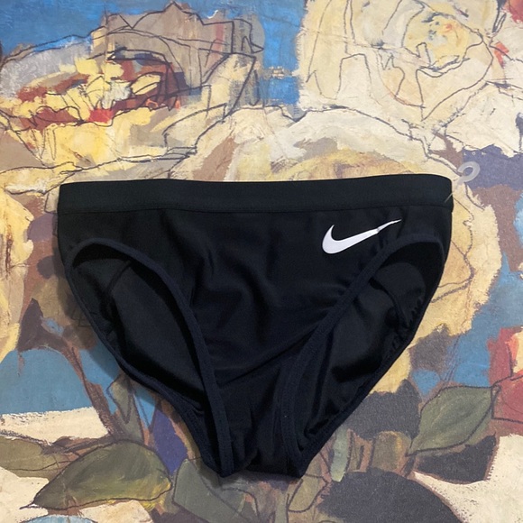 NIKE Panty - Picture 1 of 3